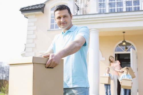 Efficient urgent removals service for homes and offices in Richmond